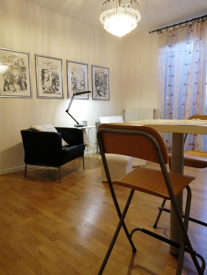 Appartamento Angela Cento  Luaran gambar
